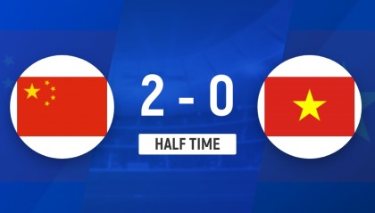 开云体育-半场-郑璐5分钟双响余星悦送助攻 U20女足暂2-0越南