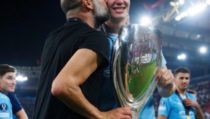 开云-瓜帅：感谢英超赛程，欧超杯夺冠不会喝一滴酒庆祝